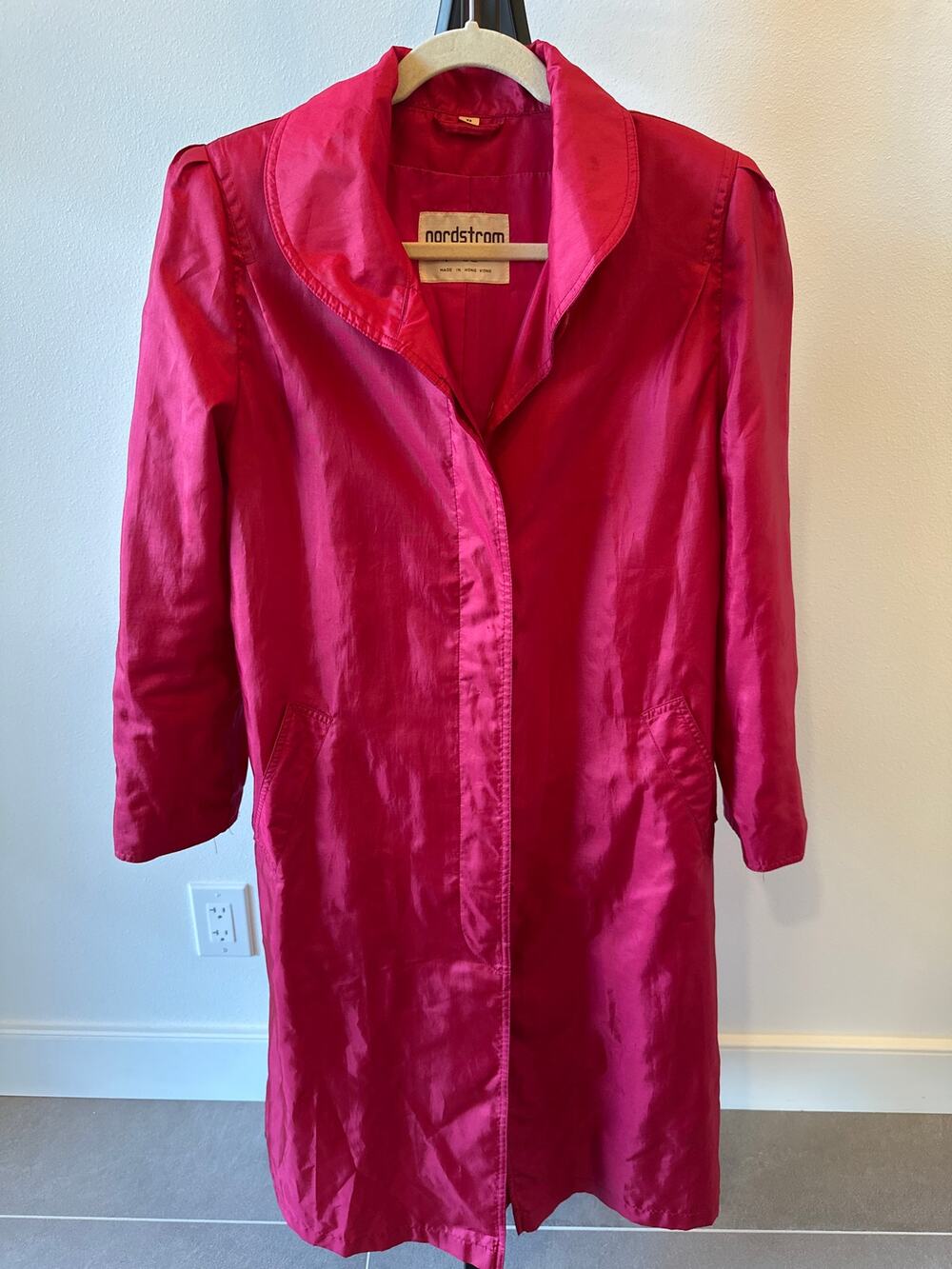 Vintage Nordstrom Town Square Trench Coat Women's Size 8 Red Liner Button-up